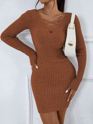 Облегающее платье-свитер вязаный в рубчик