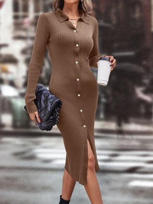Платье-свитер на пуговицах с разрезом