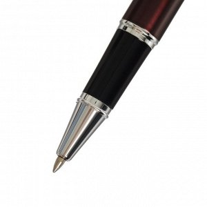 Ручка подарочная шариковая в кожзам футляре ПБ IM, корпус коричневый с серебром