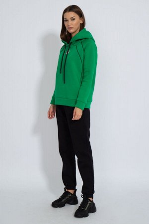 Костюм Костюм Kivviwear 40604053/07 черный/зеленый 
Состав: ПЭ-26%; Хлопок-70%; Эластан-4%;
Сезон: Осень-Зима
Рост: 170

Костюм утепленный на флисе. Худи с рукавом реглан с капюшоном на подкладке из 