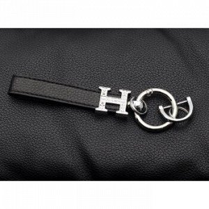 Брелок на ключи с кожаным черным ремешком и буквой "Н" со стразами (с отверткой в комплекте)