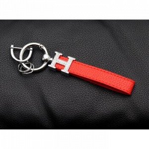 Брелок на ключи с кожаным красным ремешком и буквой "Н" со стразами (с отверткой в комплекте)