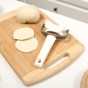 Ролик-нож для теста фигурный, кулинарный, тесторезка для вырезания круга