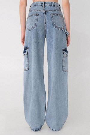 Addax Широкие джинсы Snow Cut с высокой талией и боковыми карманами