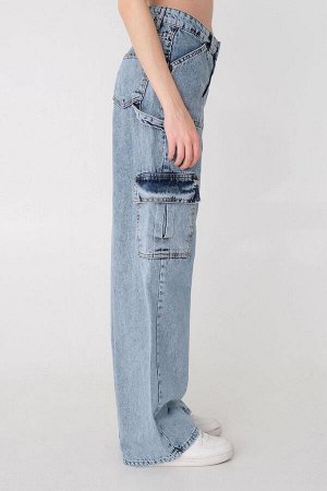 Широкие джинсы Snow Cut с высокой талией и боковыми карманами