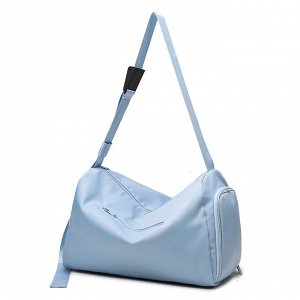 Спортивная сумка текстильная в минималистичном стиле, цвет голубой