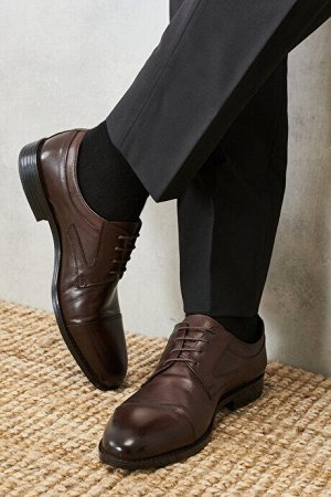 Классические кожаные коричневые туфли