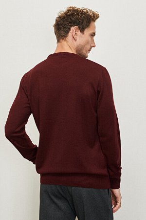 Стандартный крой Нормальный крой с круглым вырезом Бордово-красный трикотажный свитер