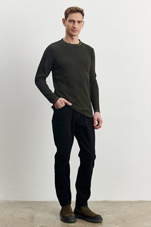 Recycle Стандартный крой Нормальный крой с круглым вырезом Хаки-черный трикотажный свитер