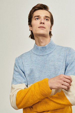 Стандартный крой Водолазка стандартного кроя Полосатый сине-горчичный трикотажный свитер
