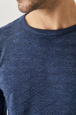 Ткань с защитой от пиллинга Стандартный крой с круглым вырезом Текстурированный трикотажный свитер цвета индиго