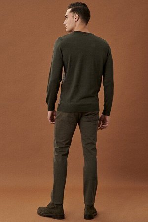 Брюки чинос Slim Fit с пятью карманами из плотной ткани цвета хаки