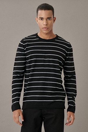 Черный/светло-серый трикотажный свитер с защитой от появления катышек и круглым вырезом