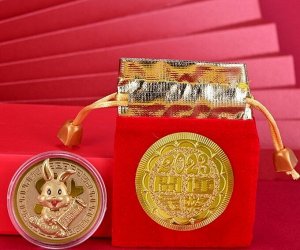 Монета подарочная в мешочке Символ 2023 кролик во Владивостоке