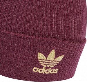 Шапка Артикул: H35534; Наименование: Шапка; Пол: мужской; Бренд: Adidas; Вид спорта: спортивный стиль; Материал: синтетика; Срок отгрузки: 3-4 рабочих дняМодный стиль для холодных дней. Меховой помпон