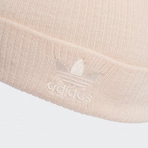 Шапка Артикул: GD4761; Наименование: Шапка; Пол: мужской; Бренд: Adidas; Вид спорта: спортивный стиль; Материал: синтетика; Срок отгрузки: 3-4 рабочих дняПушистый помпон придает модный акцент этой вяз