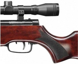 Винтовка пневматическая Umarex Hammerli Hunter Force 600 Combo (переломка, дерево, прицел 4x32) кал.4,5 мм