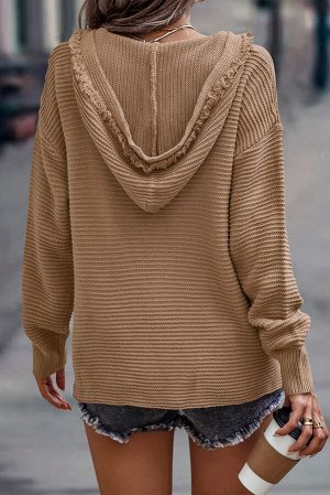 VitoRicci Бежевый свитер в рубчик с капюшоном и бахромой