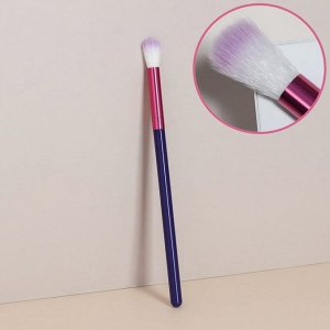 Кисть для макияжа «PENCIL», 17,5 см, цвет фиолетовый