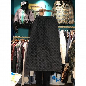 Женская юбка-трапеция средней длины, цвет черный