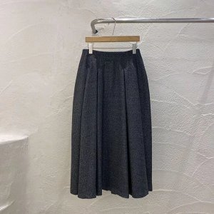 Женская юбка средней длины, цвет темно-синий
