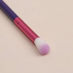 Кисть для макияжа «PENCIL», 17,5 см, цвет фиолетовый