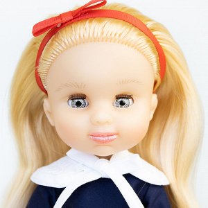Кукла Полли в гимназии. Кнопа