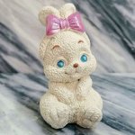 Фигурка &quot;Зая Мила с бантом&quot; 9х6х5см цв.перламутр 592423