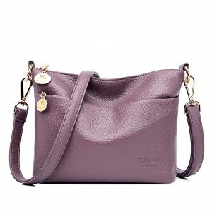 Женская мягкая сумка почтальонка из эко кожи, с боковым карманом и металлическими пуллерами, цвет фиолетовый