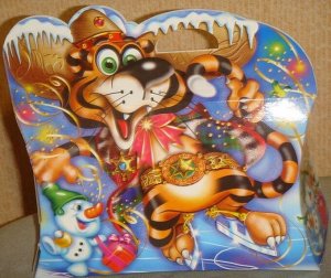 Упаковка для новогоднего подарка Тигр с ремнём