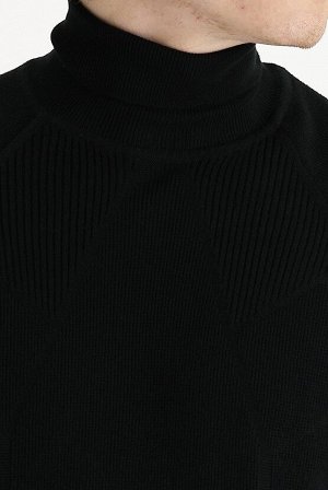 Черная водолазка облегающего вязаного свитера с узором