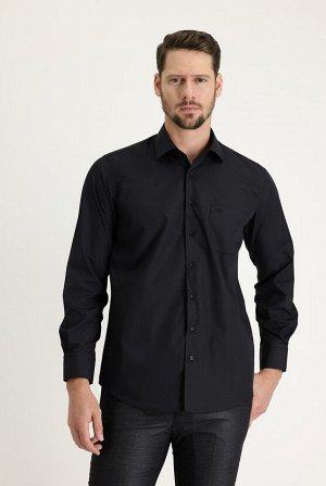 Черная классическая рубашка с длинным рукавом