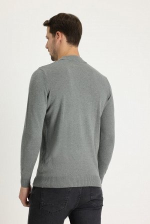 Трикотажный свитер среднего размера с меланжевым воротником Бато, классический крой