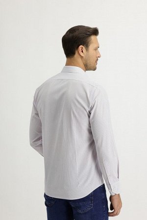 Сиреневая приталенная рубашка в полоску с длинным рукавом