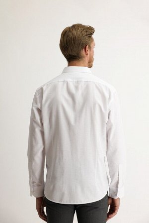 Белая приталенная рубашка с длинным рукавом с рисунком