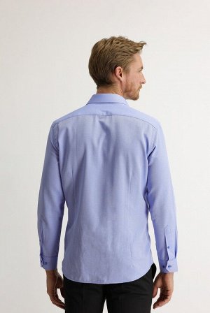 Голубая рубашка узкого кроя с длинным рукавом