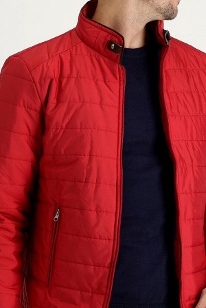 Kiğılı Кораллово-красное супероблегающее стеганое спортивное пальто