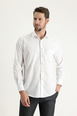 Белая классическая рубашка с длинным рукавом