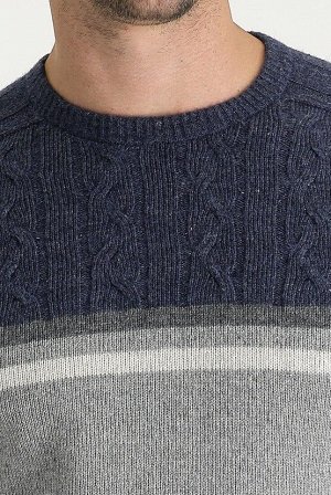 Серый приталенный бесшовный шерстяной вязаный свитер с круглым вырезом среднего размера