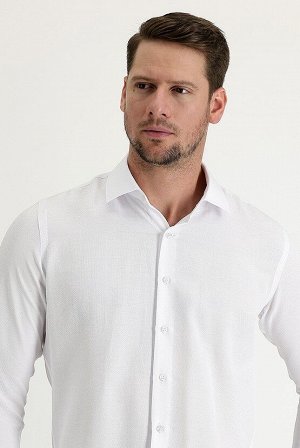 Белая приталенная рубашка с многослойными манжетами с длинным рукавом