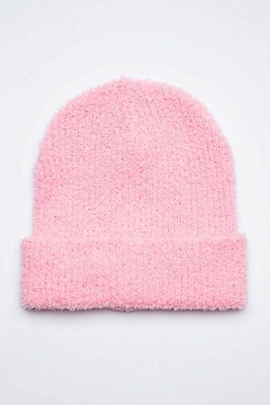 Розовая блестящая шапочка для девочки