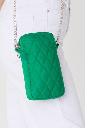 Зеленая стеганая сумка для телефона