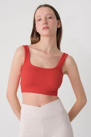 T.red Square Collar Бесшовная укороченная майка