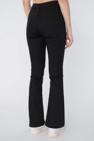Черные расклешенные джинсы