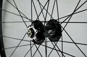 Передние велосипедное колесо PASAK DH19 под V-brake. 26 дюймов. Черный