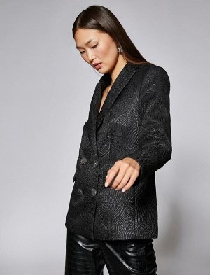 Жаккардовый пиджак с каменными пуговицами