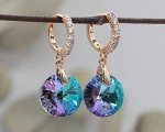 Изделия с кристаллами Swarovski