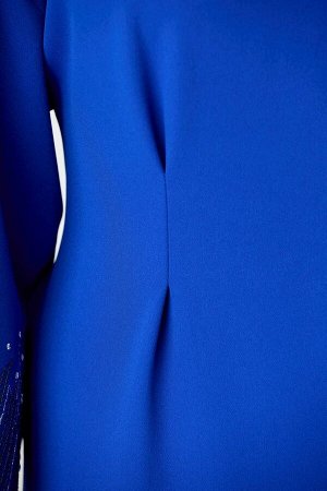 Платье Цвет: синий
Сезон: Круглогодичный
Коллекция: Праздничная
Стиль: Нарядный
Материал: пайетки, текстиль
Комплектация: Платье
Состав: 91% полиэстер, 9% спандекс

Платье женское, относится к наряд