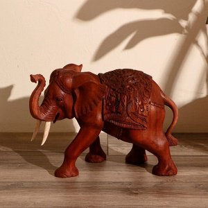 Сувенир "Слон" дерево Суар 25х36 см, резной