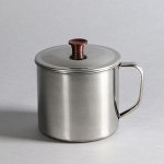 Металлическая кружка с крышкой